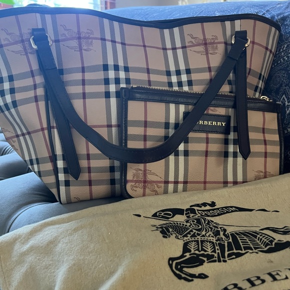 Burberry tote bag, - Picture 1 of 13